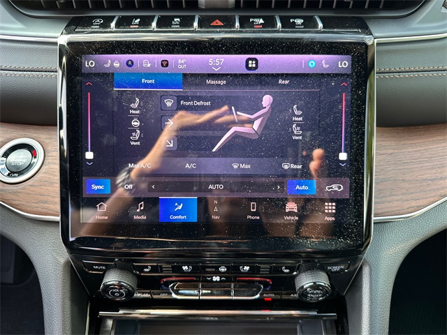2025 Jeep Grand Cherokee Summit photo 25