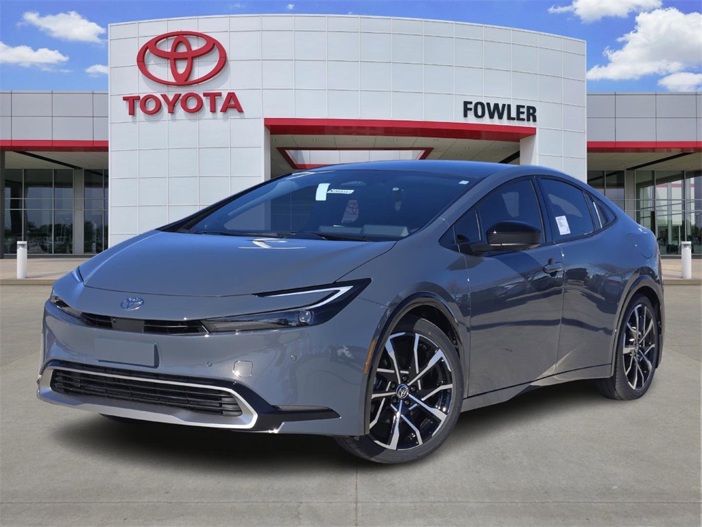 2026 Toyota Prius XSE Premium's photo