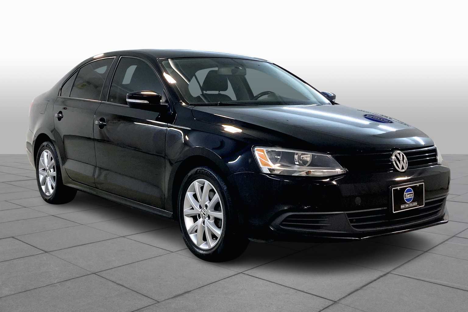 Used 2012 Volkswagen Jetta SE with VIN 3VWDP7AJ2CM129823 for sale in Merriam, KS