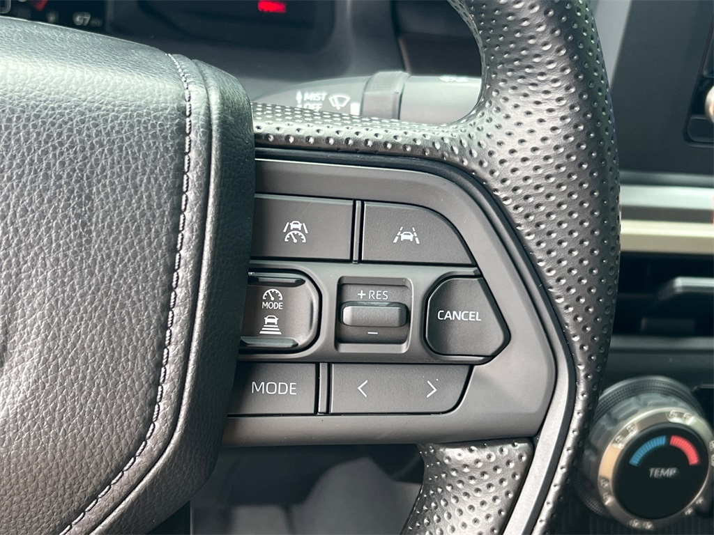 2025 Toyota Tacoma SR5 photo 25