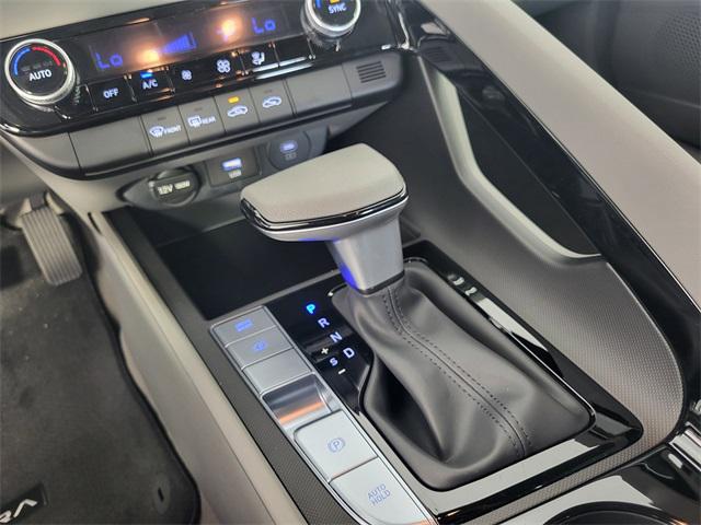 2025 Hyundai Elantra Hybrid Blue photo 19