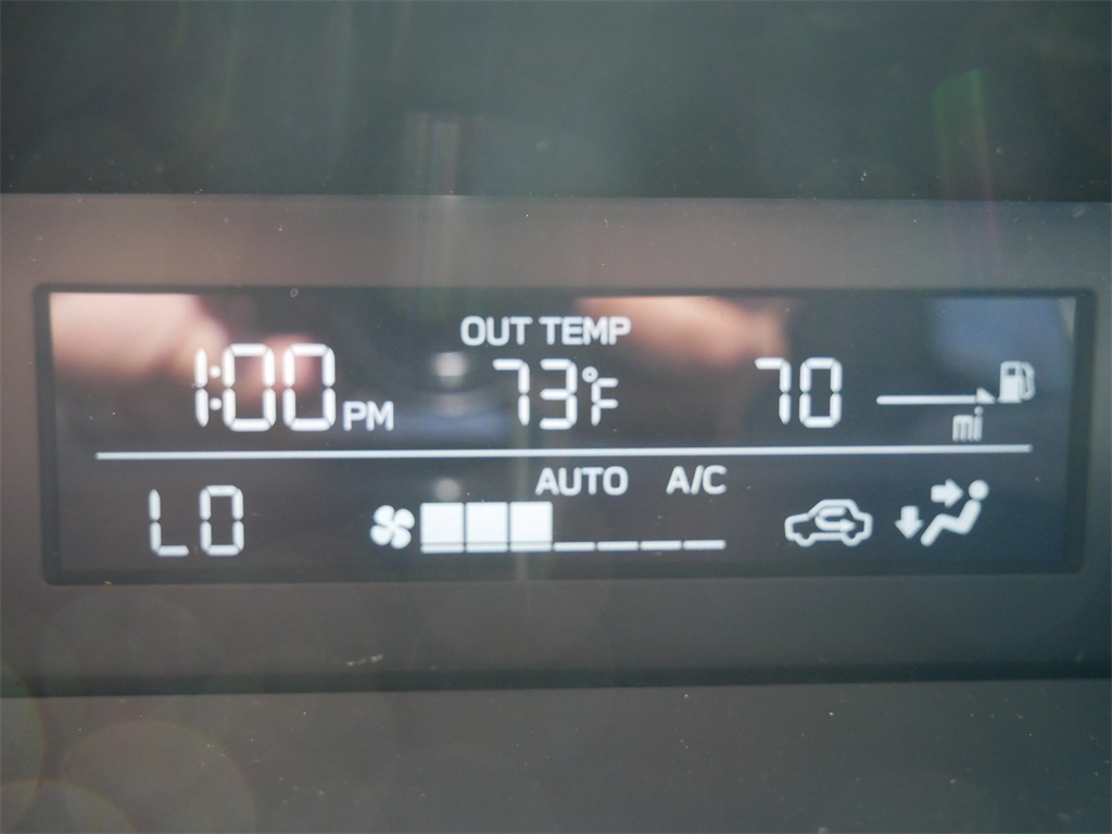 2022 Subaru Crosstrek Premium photo 28