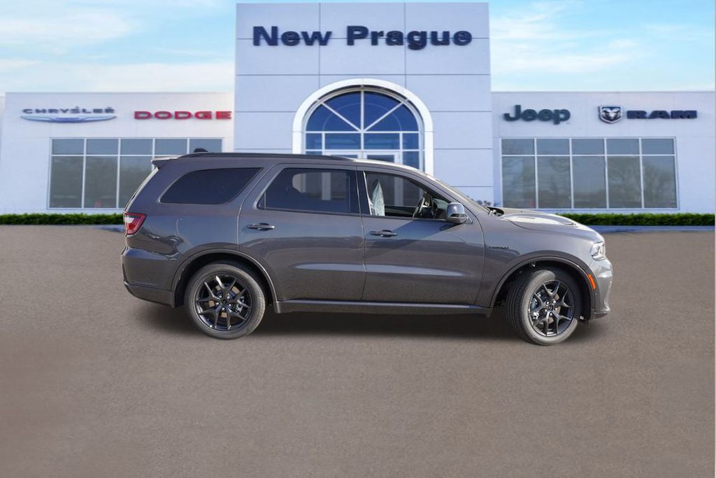 2026 Dodge Durango GT Blacktop photo 2