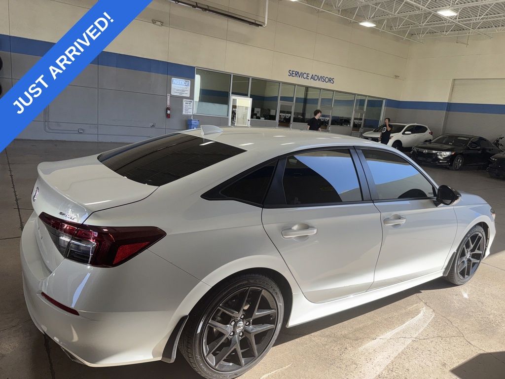 2025 Honda Civic Sport photo 3