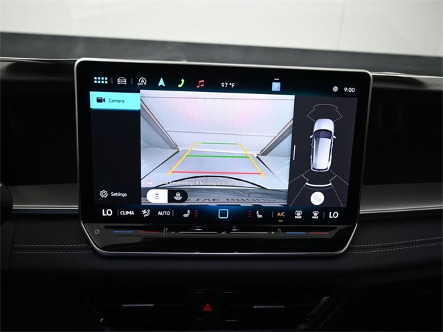 2025 Volkswagen Tiguan SE photo 7