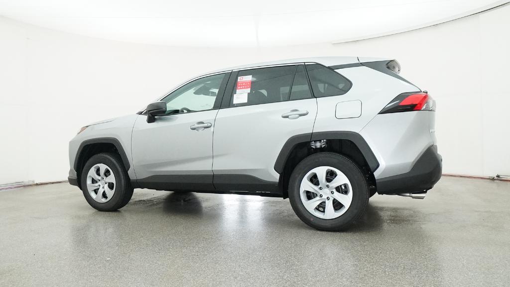 2025 Toyota RAV4 LE photo 12