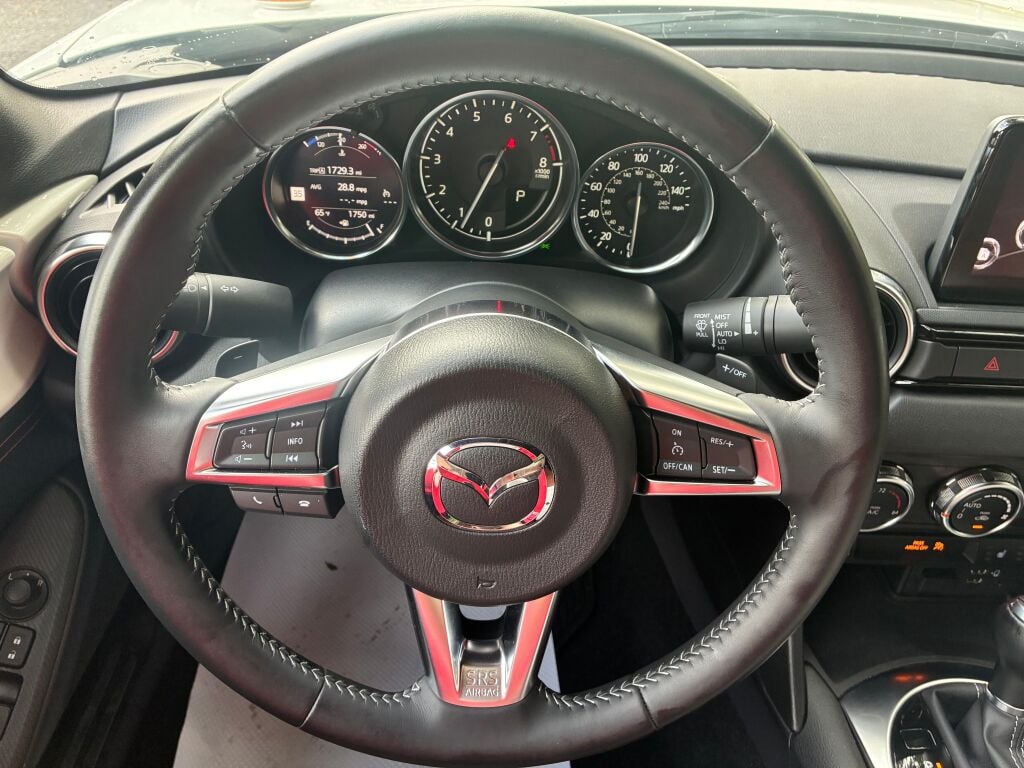 2023 Mazda MX-5 Miata RF Miata Grand Touring photo 12