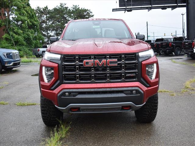2025 Gmc Canyon AT4 photo 2