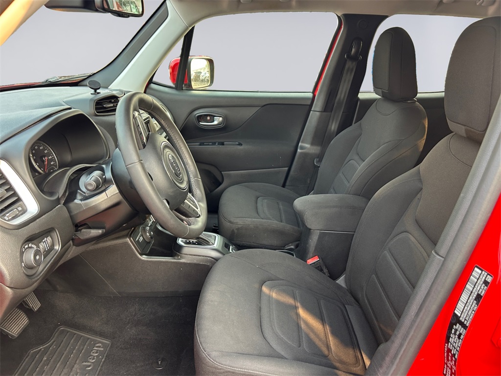 2018 Jeep Renegade Latitude North Edition photo 10