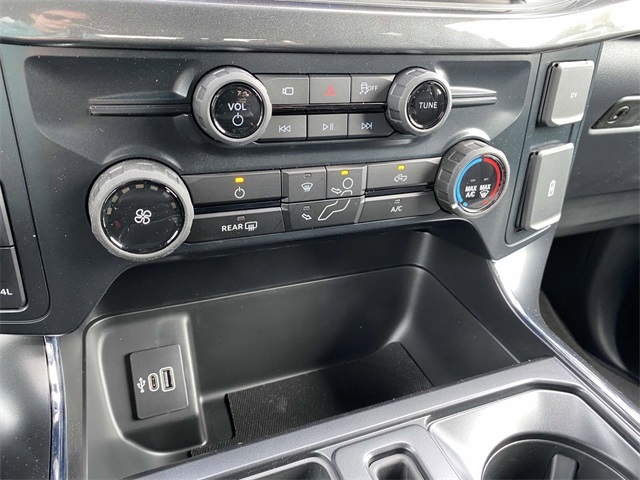 2025 Ford F-150 STX photo 11