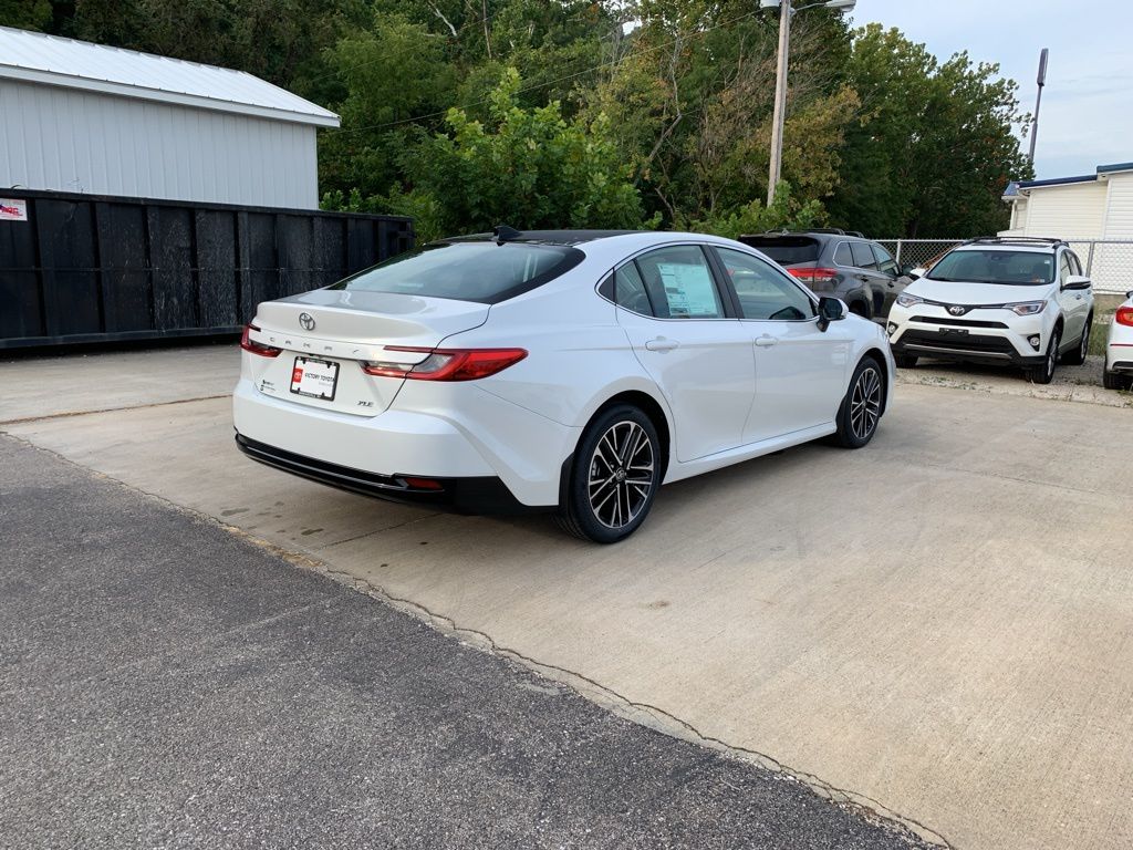 2026 Toyota Camry Hybrid XLE photo 3