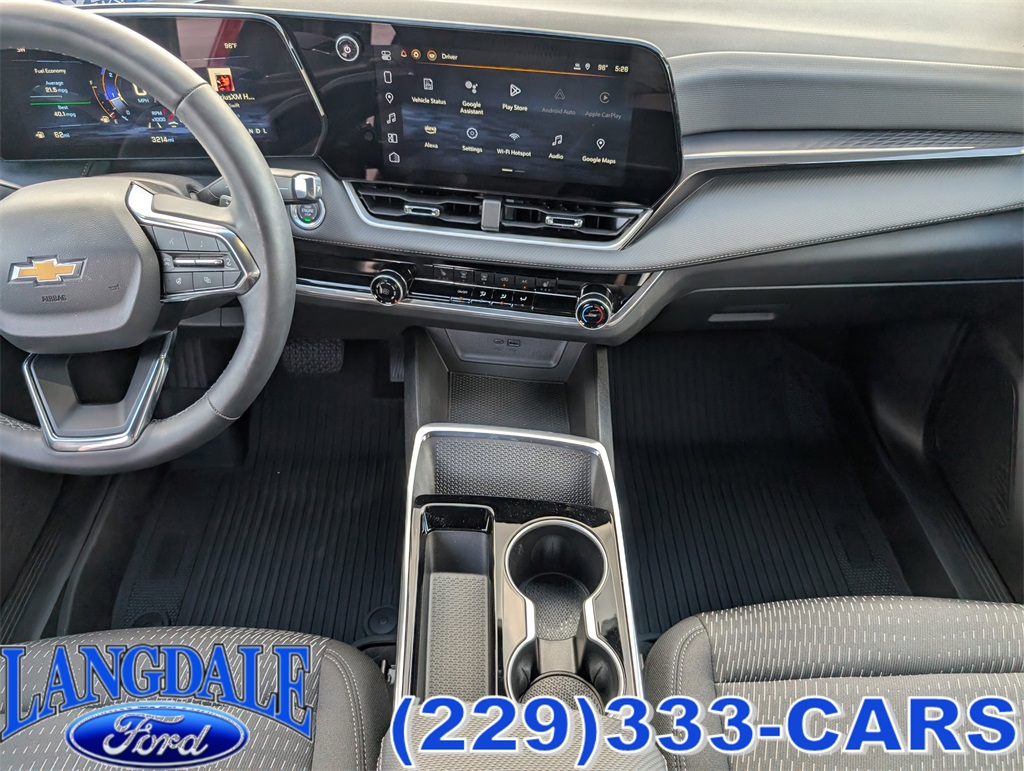 2025 Chevrolet Equinox LT photo 4