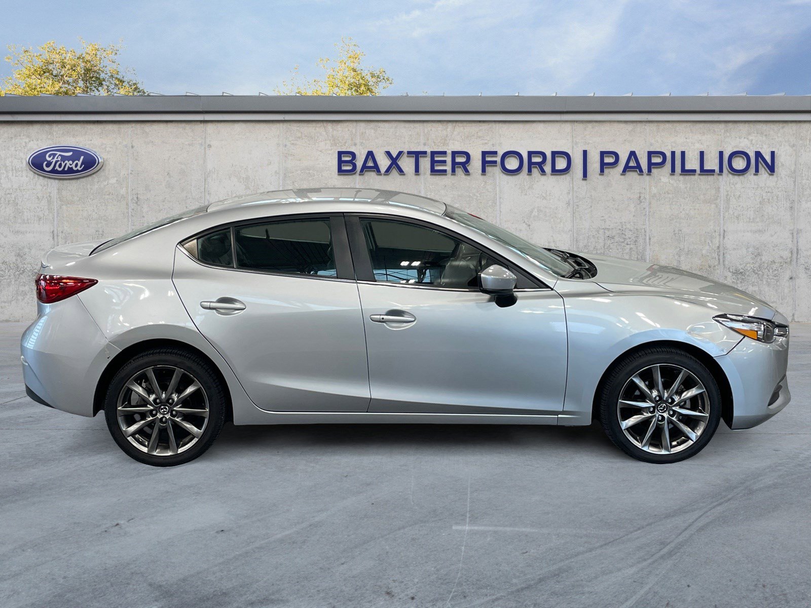 2018 Mazda Mazda3 Touring photo 6