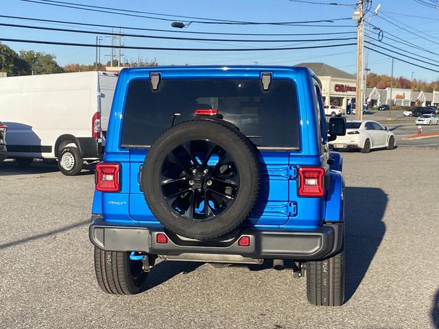 2022 Jeep Wrangler 4xe Unlimited Sahara photo 4
