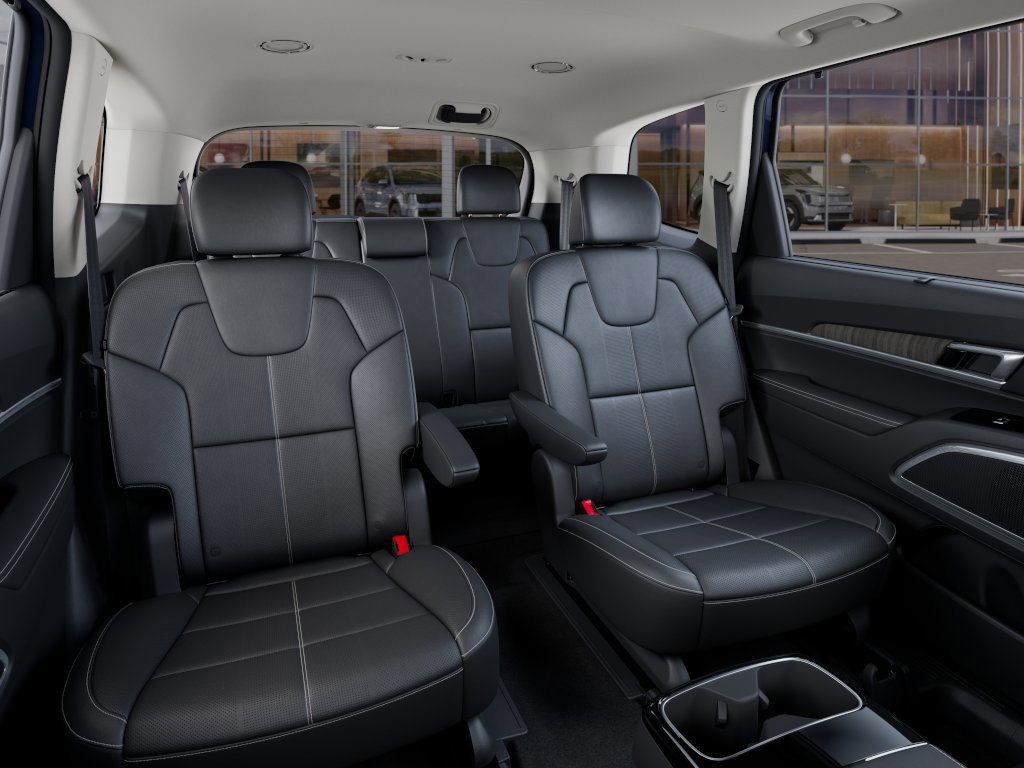2025 Kia Telluride EX photo 13