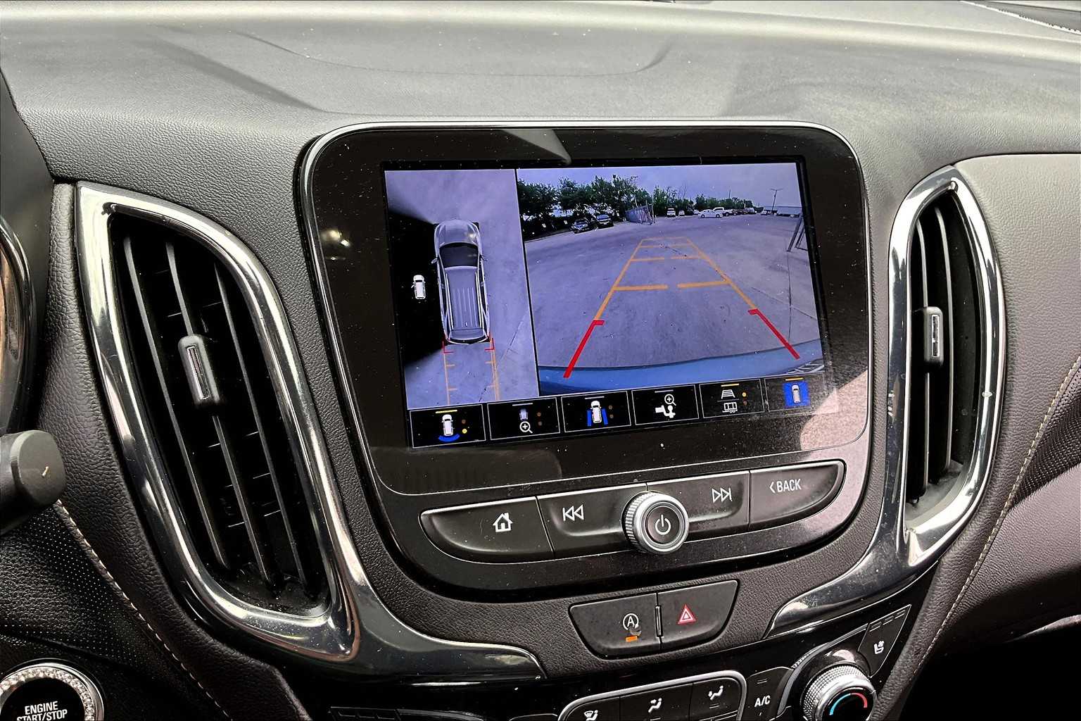 2023 Chevrolet Equinox Premier photo 24