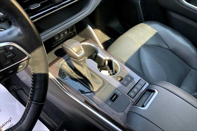 2021 Toyota Highlander Limited photo 16