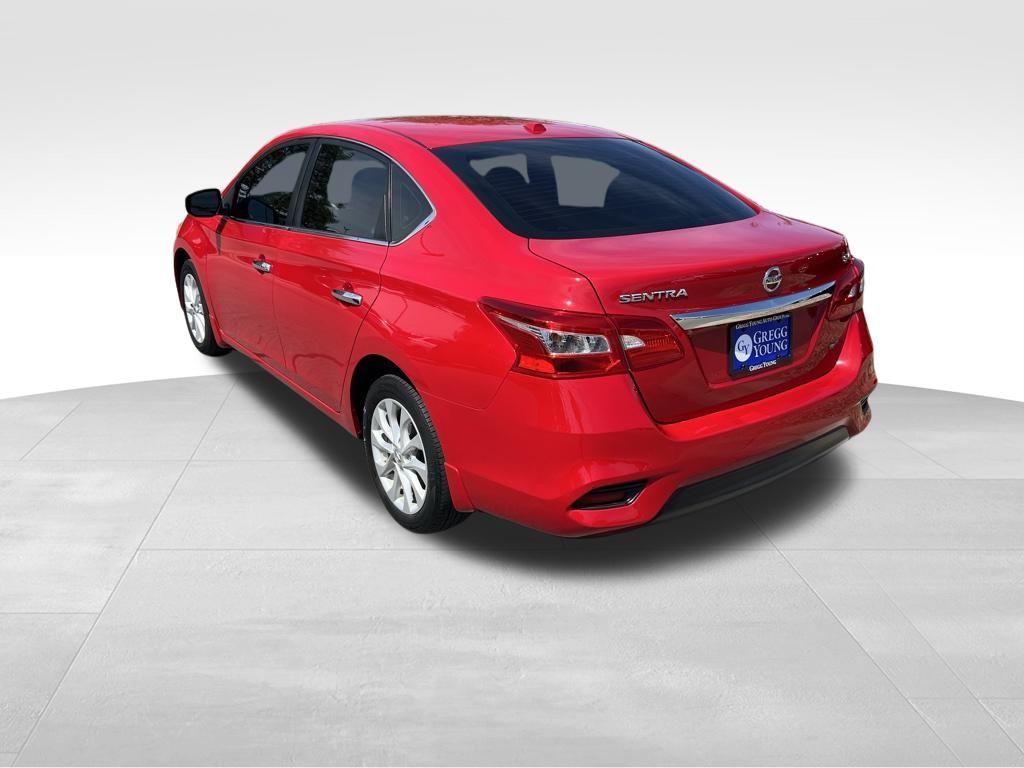 2019 Nissan Sentra SV photo 3