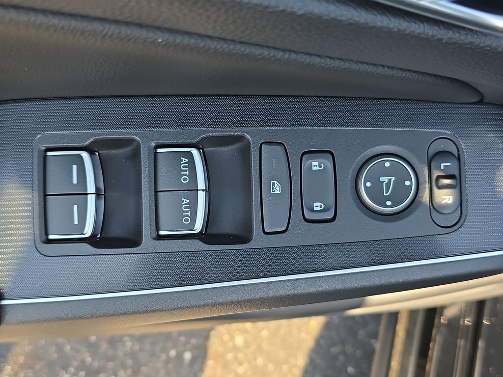 2022 Honda Civic Sport Touring photo 25