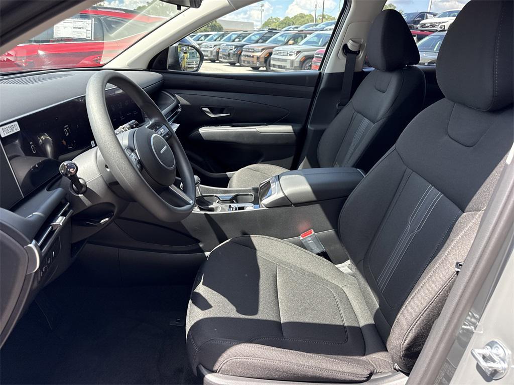 2026 Hyundai Tucson SEL photo 9
