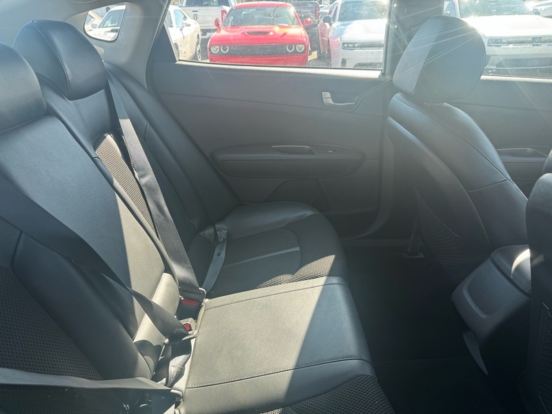 2020 Kia Optima S photo 3