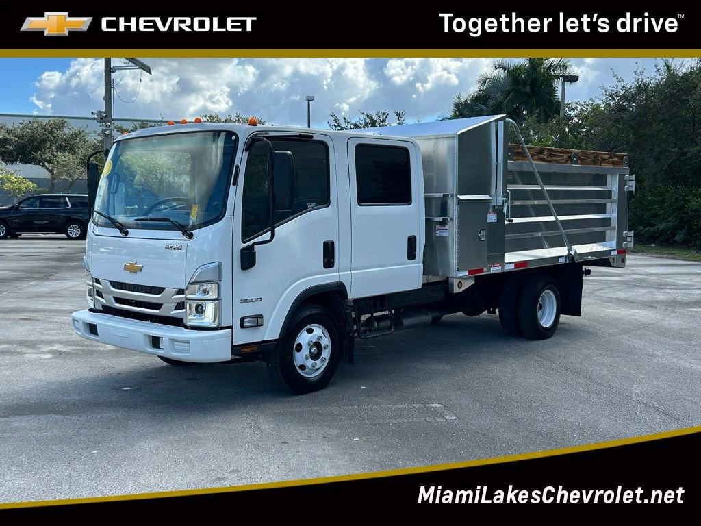 2024 Chevrolet Low Cab Forward Base's photo