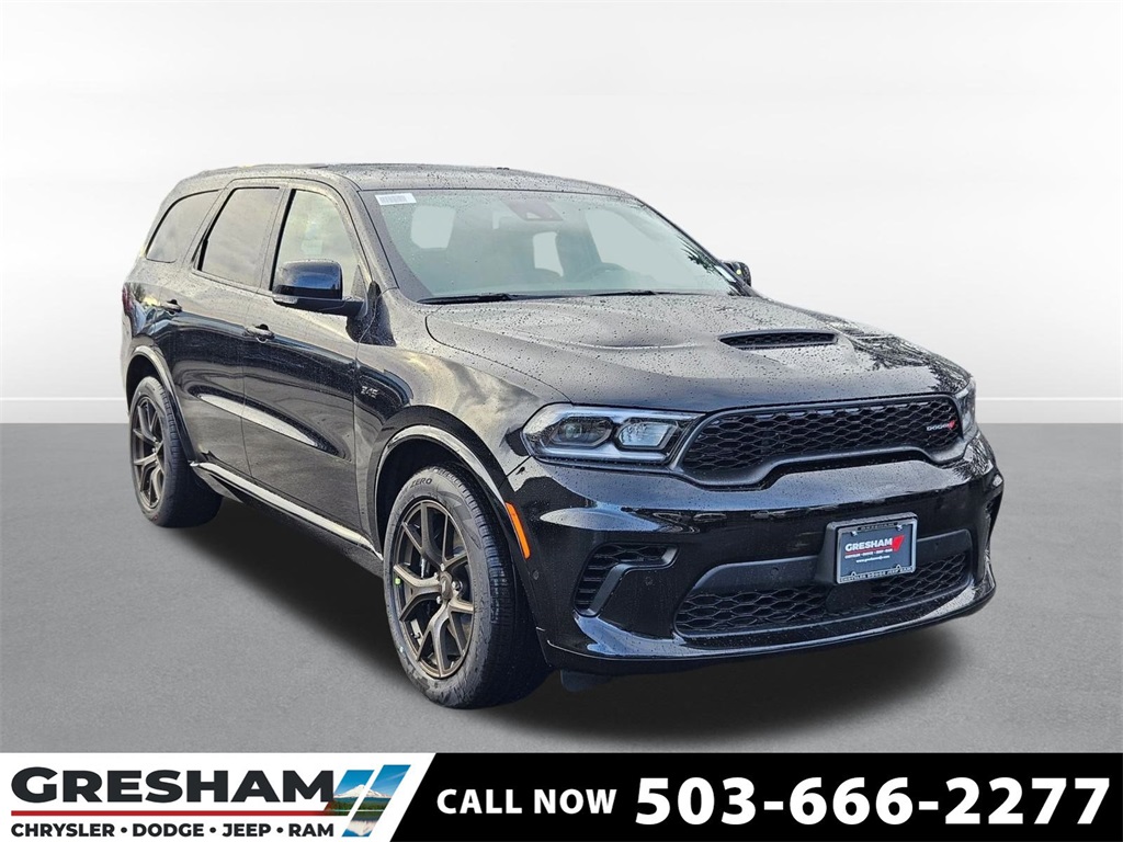 New 2025 Diamond Black Clear-Coat Exterior Paint Dodge R/T image 1