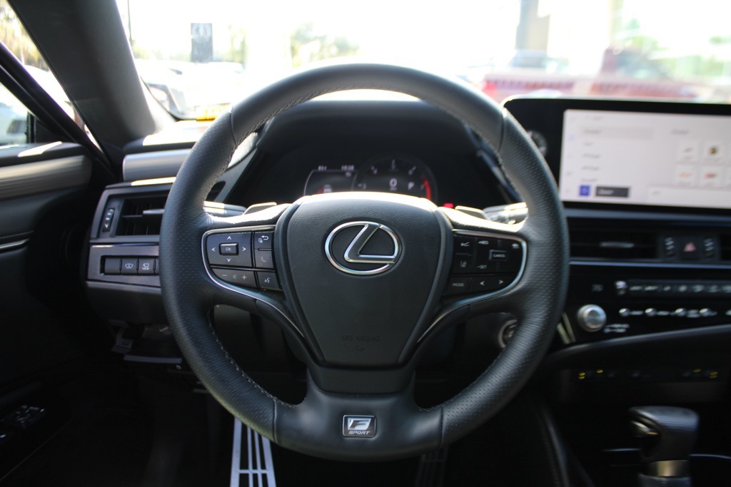 2023 Lexus ES 350 F SPORT photo 16