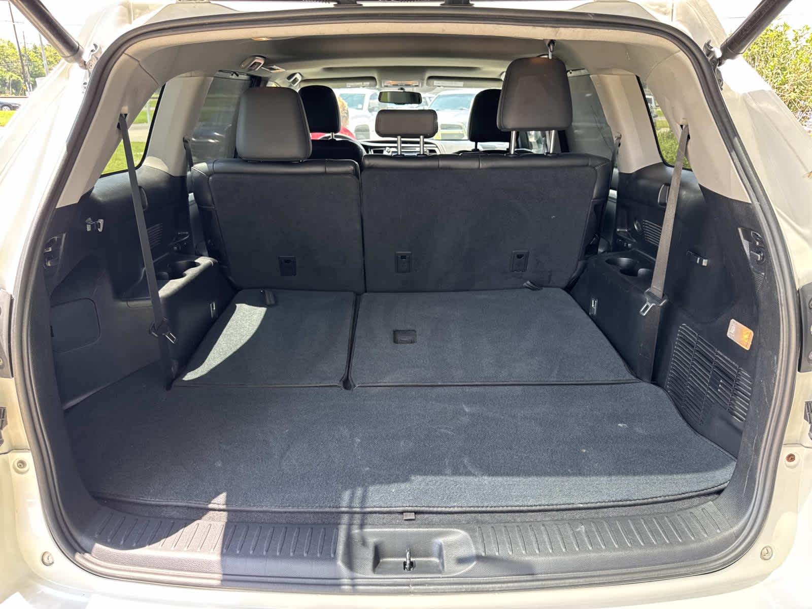 2015 Toyota Highlander XLE photo 25