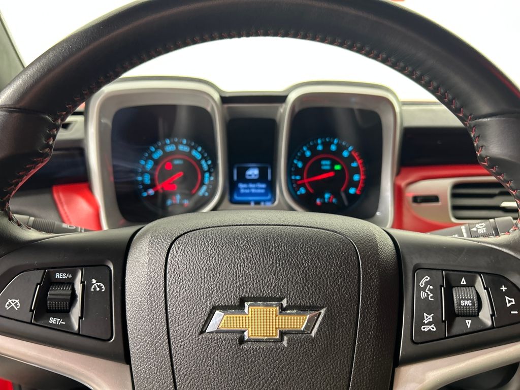 2015 Chevrolet Camaro SS photo 19