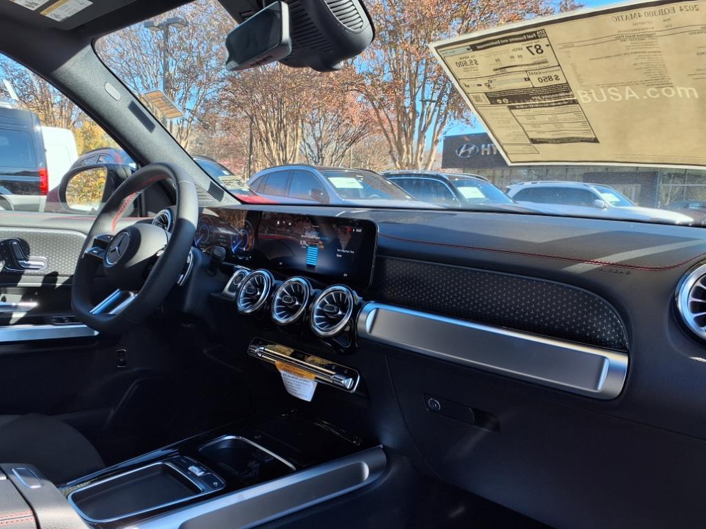 2024 Mercedes Benz EQB 300 4MATIC photo 6