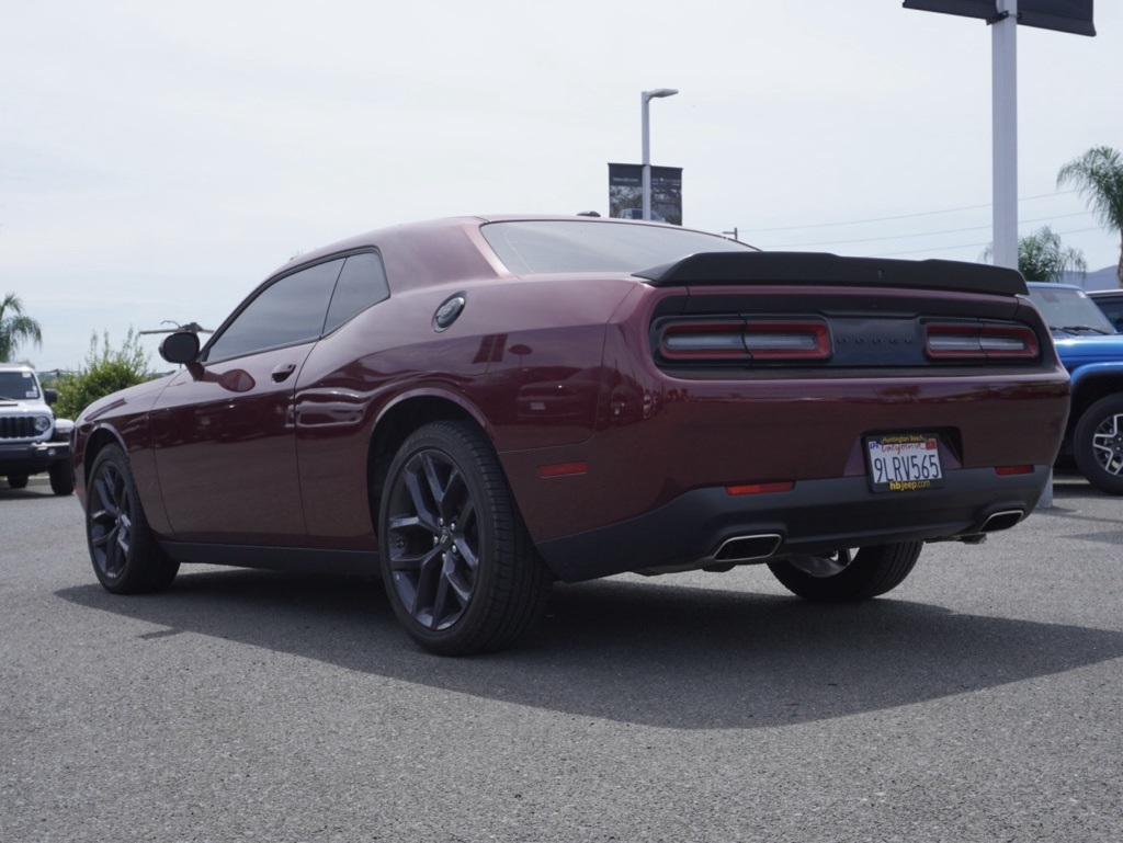 2023 Dodge Challenger SXT photo 4