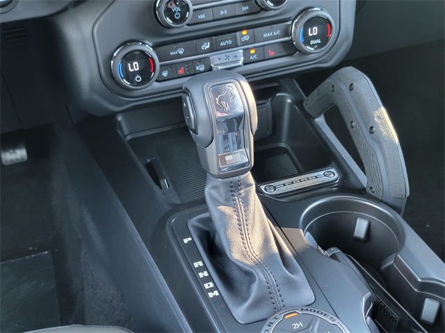 2025 Ford Bronco Outer Banks photo 22
