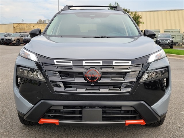 2026 Nissan Rogue SV photo 2