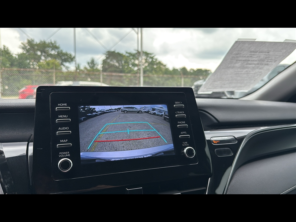2023 Toyota Camry SE photo 12
