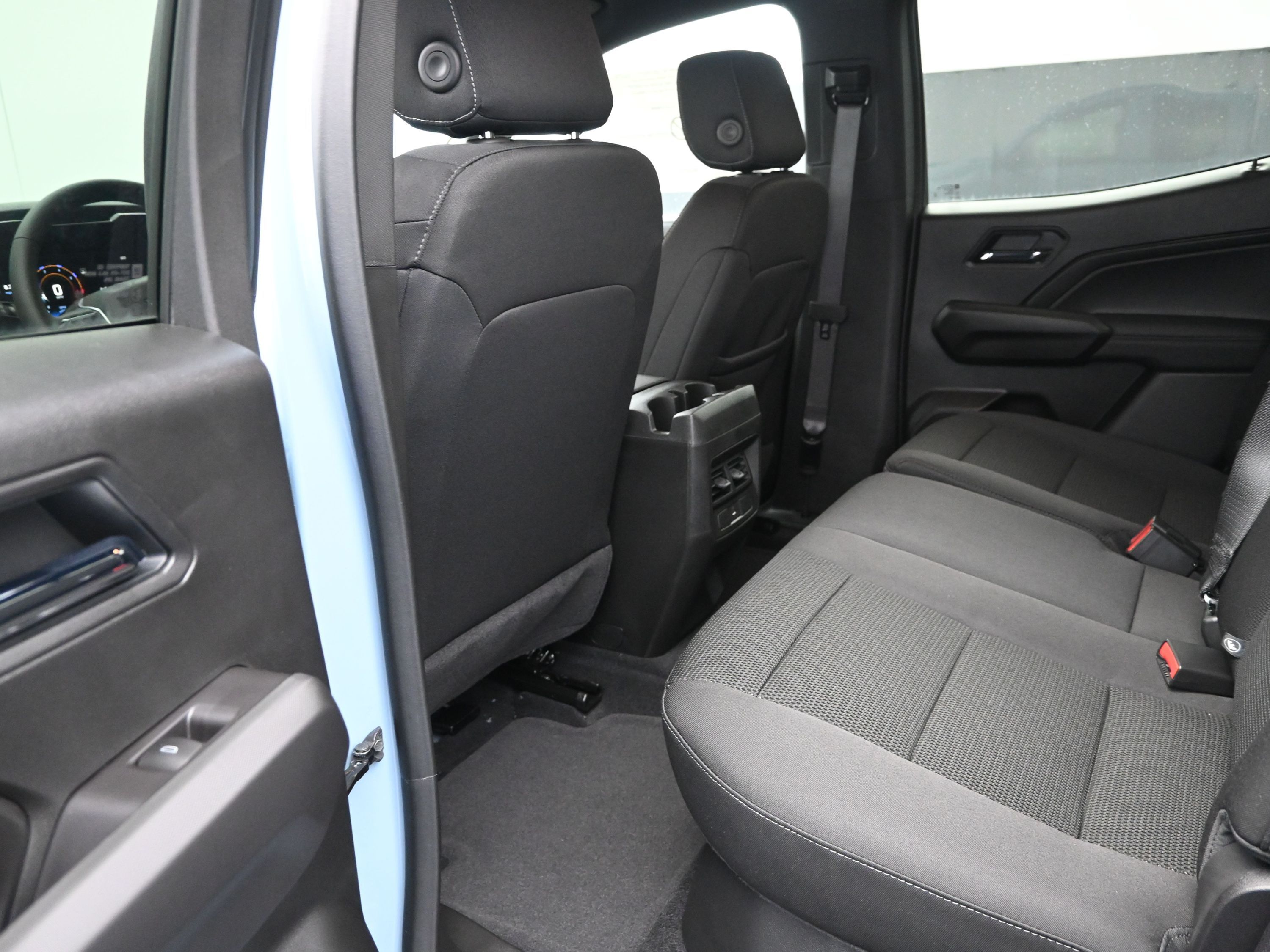 2025 Chevrolet Colorado Work Truck LT photo 9