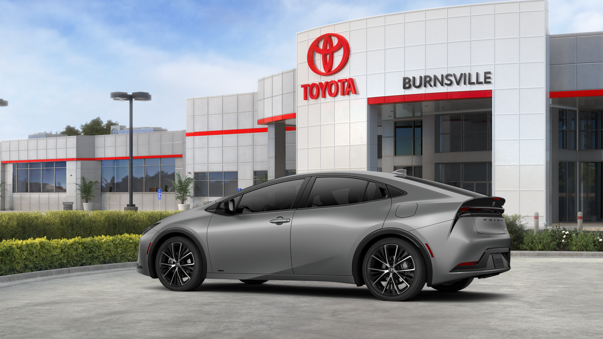 2026 Toyota Prius XLE photo 5