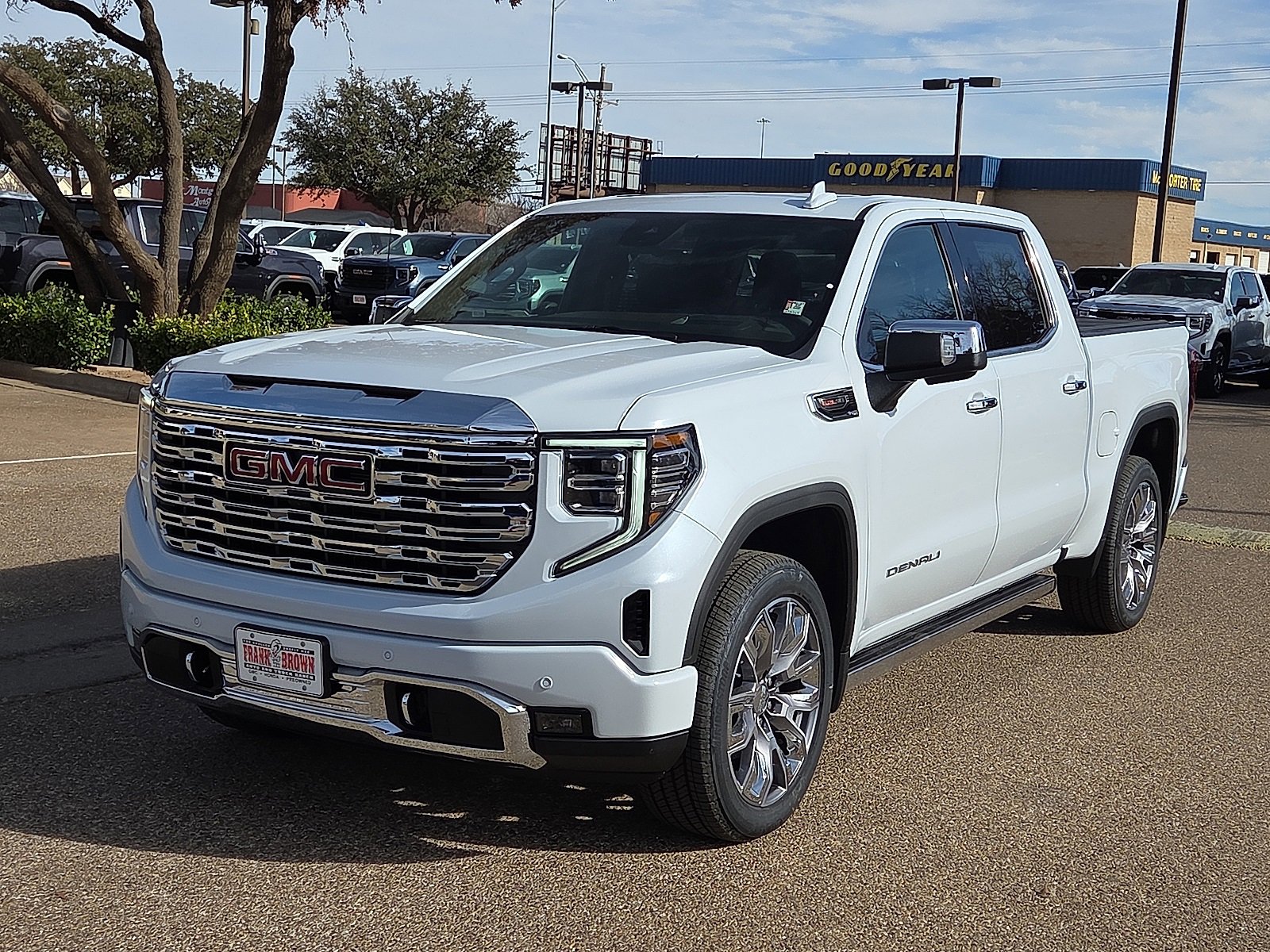 2026 GMC Sierra 1500 Denali's photo