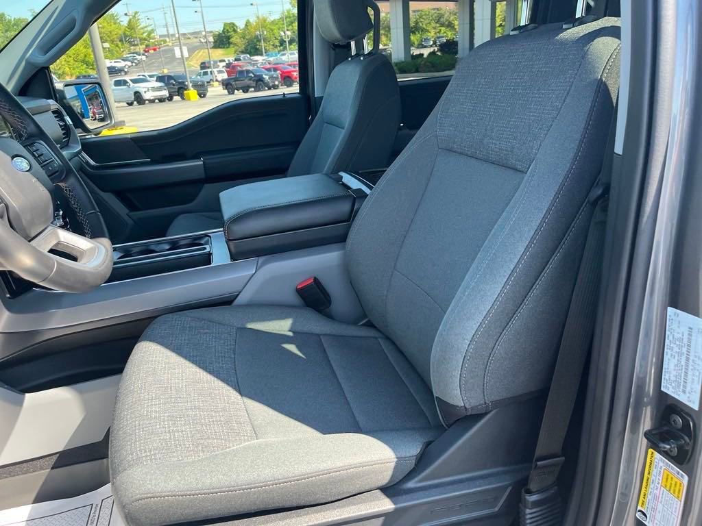 2024 Ford F-150 XLT photo 17