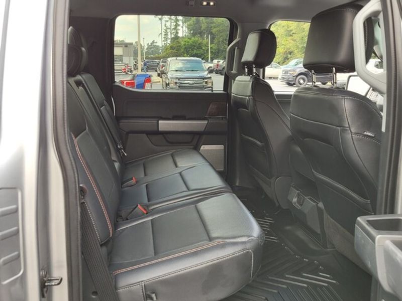 2022 Ford F-150 Lariat photo 12