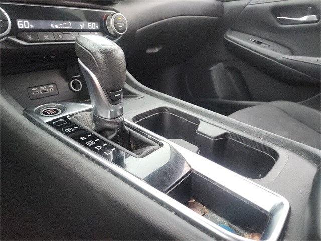 2020 Nissan Sentra SV photo 22