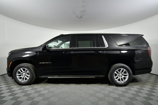 2025 Chevrolet Suburban LS photo 11
