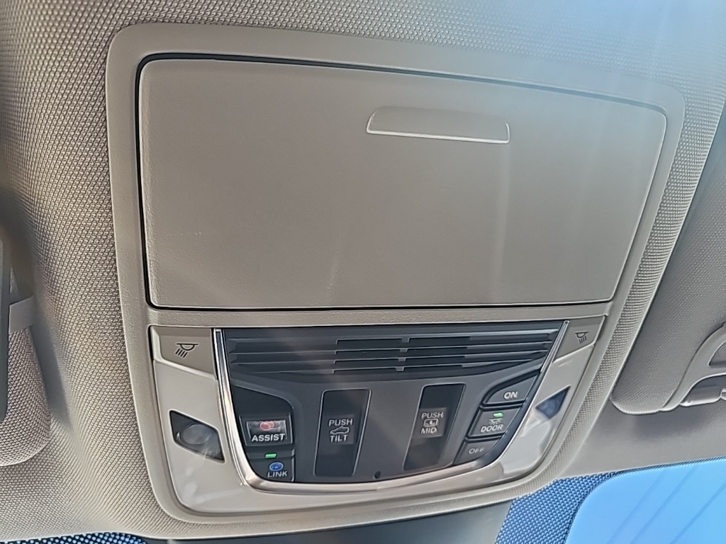 2022 Acura MDX Technology photo 19