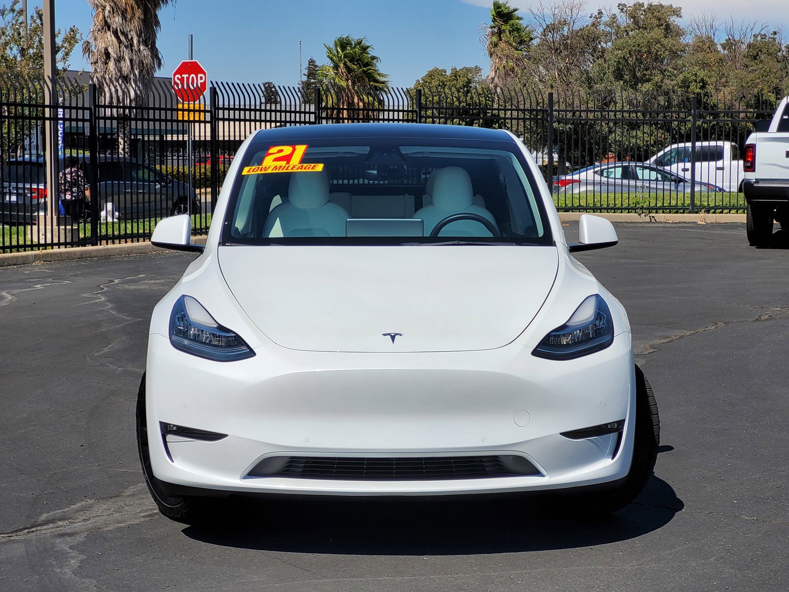 Used 2021 Tesla Model Y Long Range with VIN 5YJYGAEE5MF222579 for sale in Kansas City