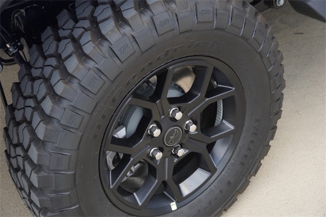 2025 Jeep Gladiator Sport photo 9