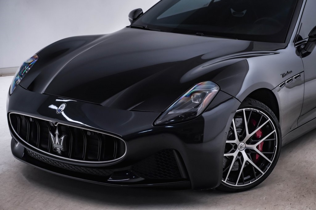 2024 Maserati Granturismo Modena photo 4