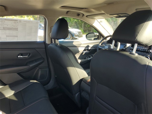2025 Nissan Sentra SR photo 27