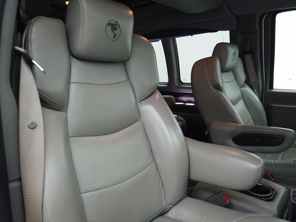 2020 Gmc Savana photo 35