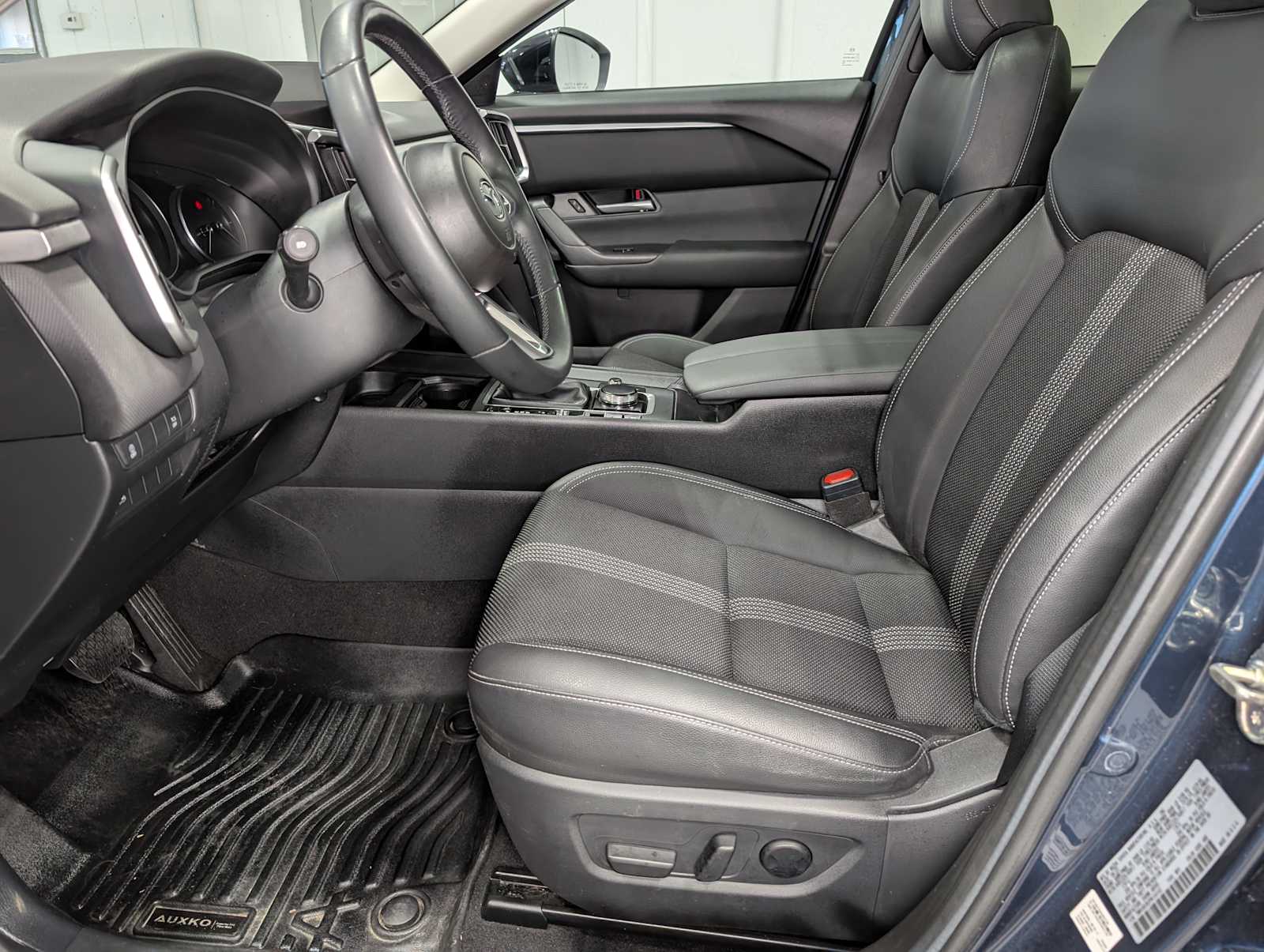 2023 Mazda CX-50 2.5 Preferred Plus photo 4