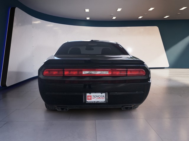 2014 Dodge Challenger R/T photo 4